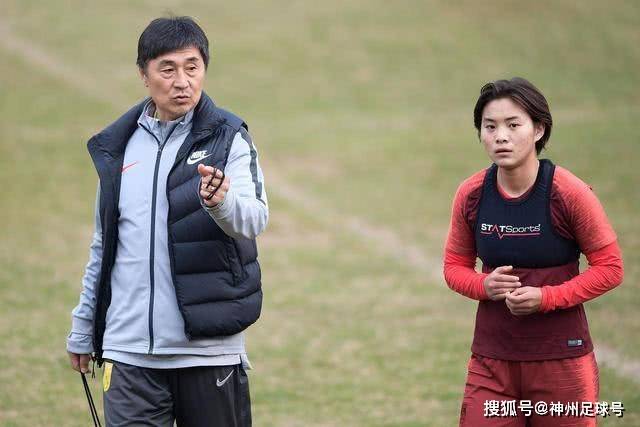 久保建英谈伤情：我想应该没问题，当时感觉像是从几个角度被撞到